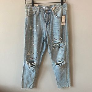 Hippie Laundry Decorative Ripped Jeans.